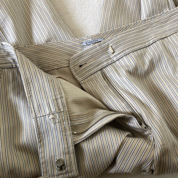 Izod Golf Striped Pattern Capri Stretch Pants - Picture 7 of 7